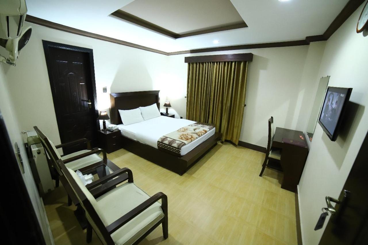Midtown Hotel Rawalpindi Exterior foto